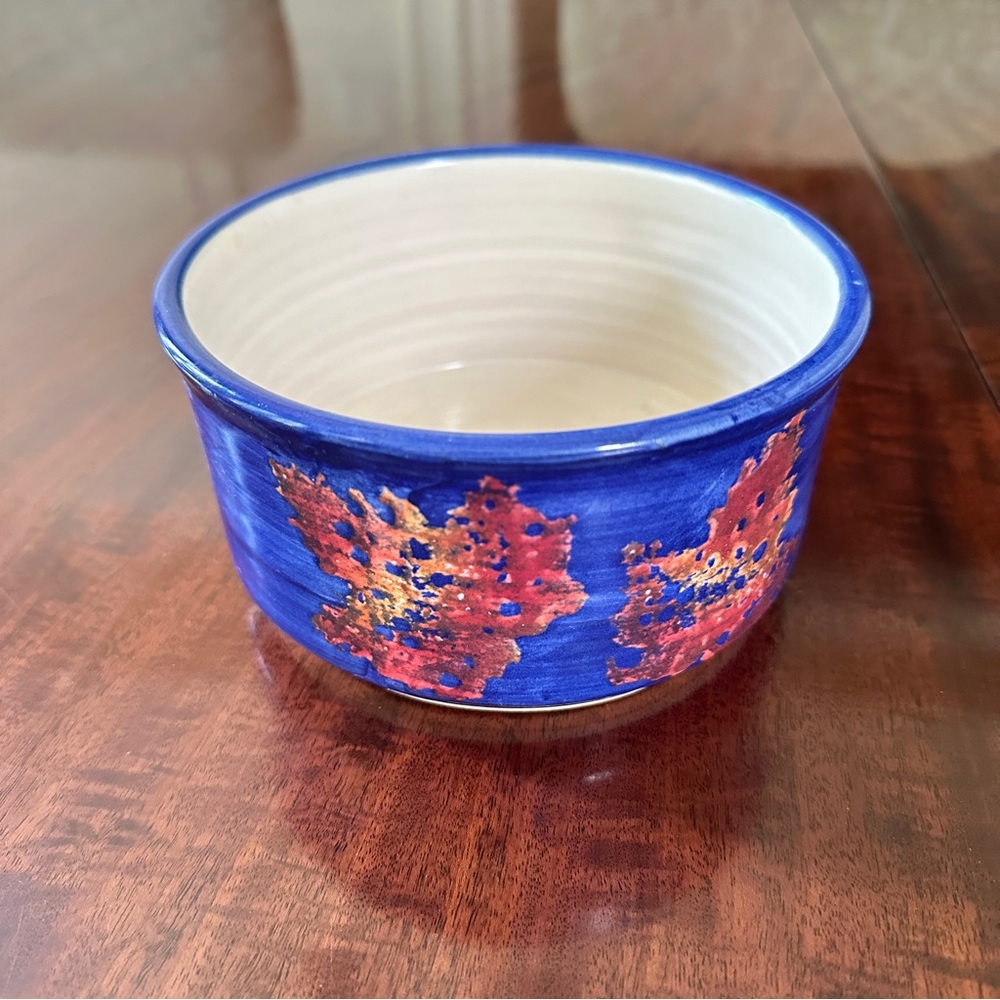Pottery margarine bowl